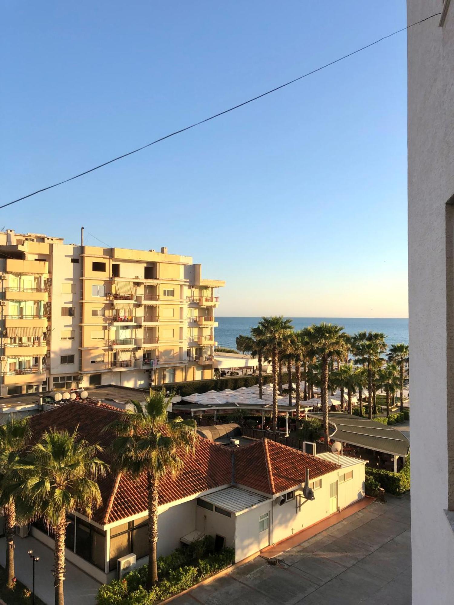 Apartment Ermest ,Kavaje Rock Дуррес Екстер'єр фото