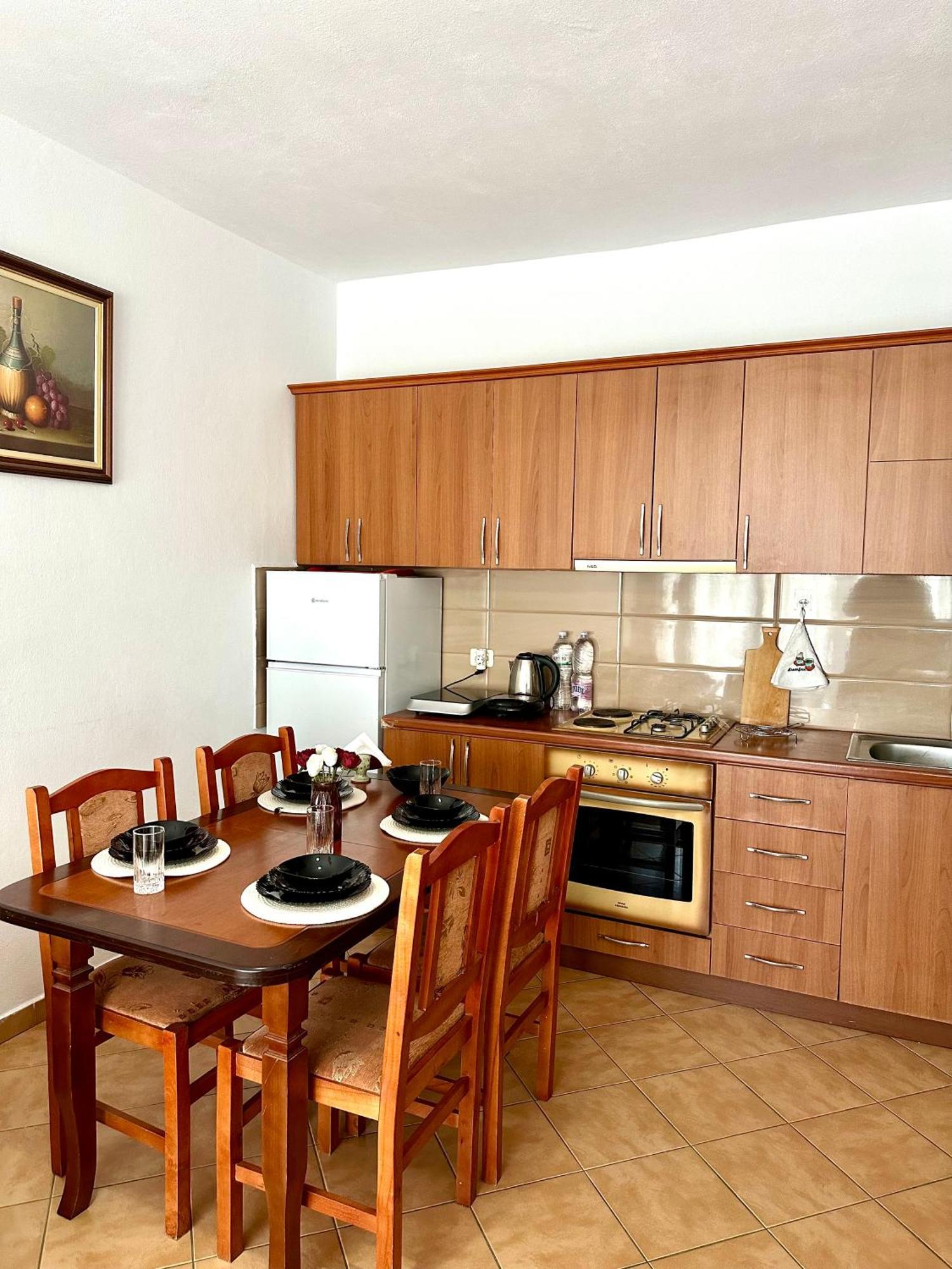 Apartment Ermest ,Kavaje Rock Дуррес Екстер'єр фото