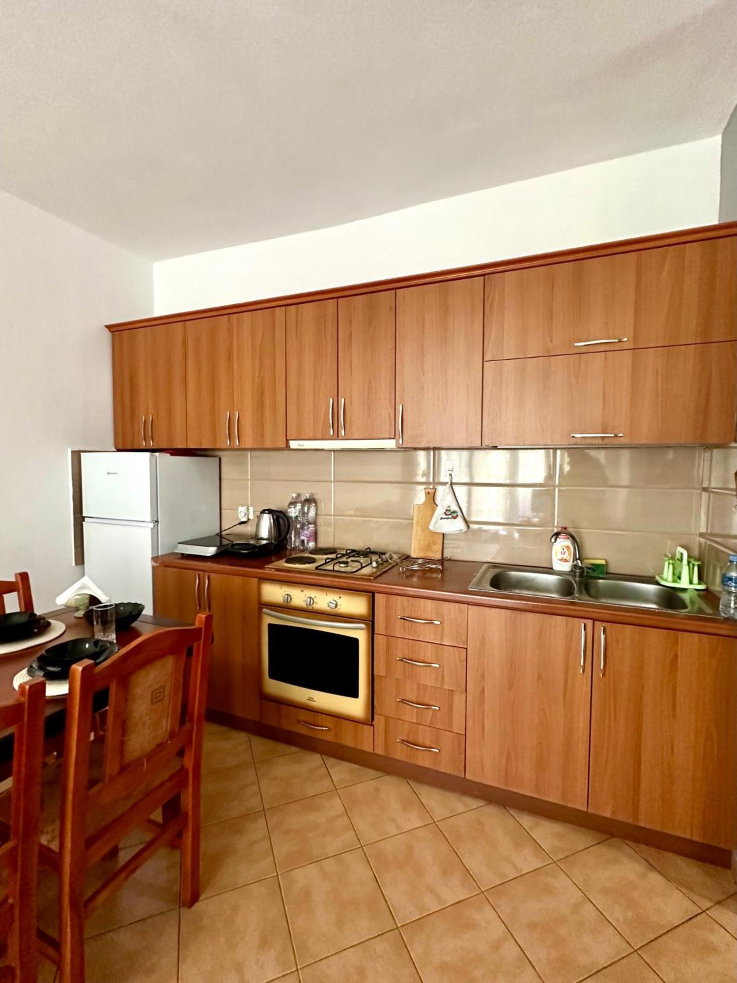 Apartment Ermest ,Kavaje Rock Дуррес Екстер'єр фото
